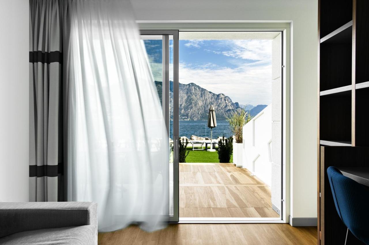 Hotel Castello Lake Front